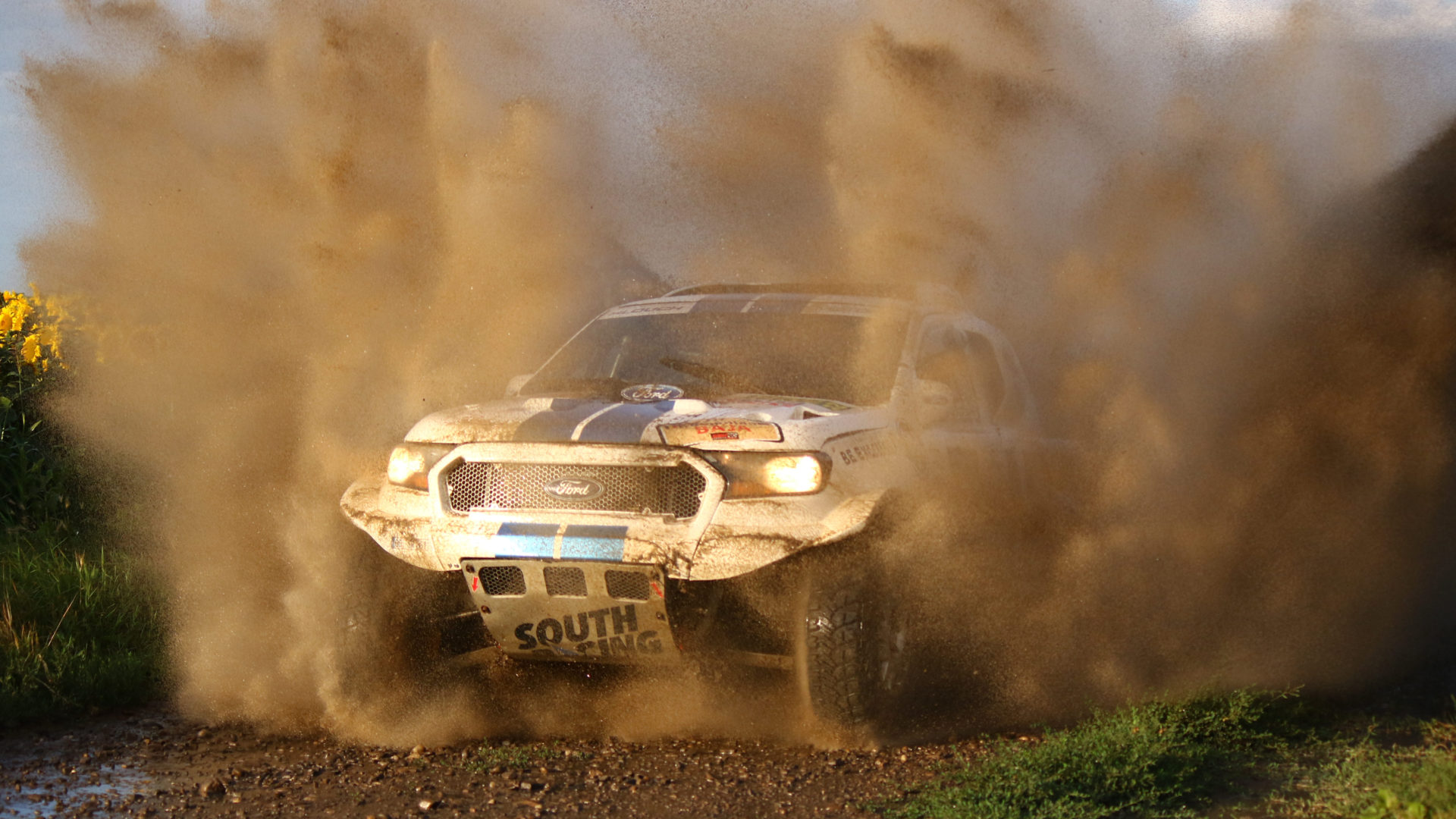 BAJA500 - Medaile za náročný test v Rumunsku BAJA500 - Medaile za náročný test v Rumunsku