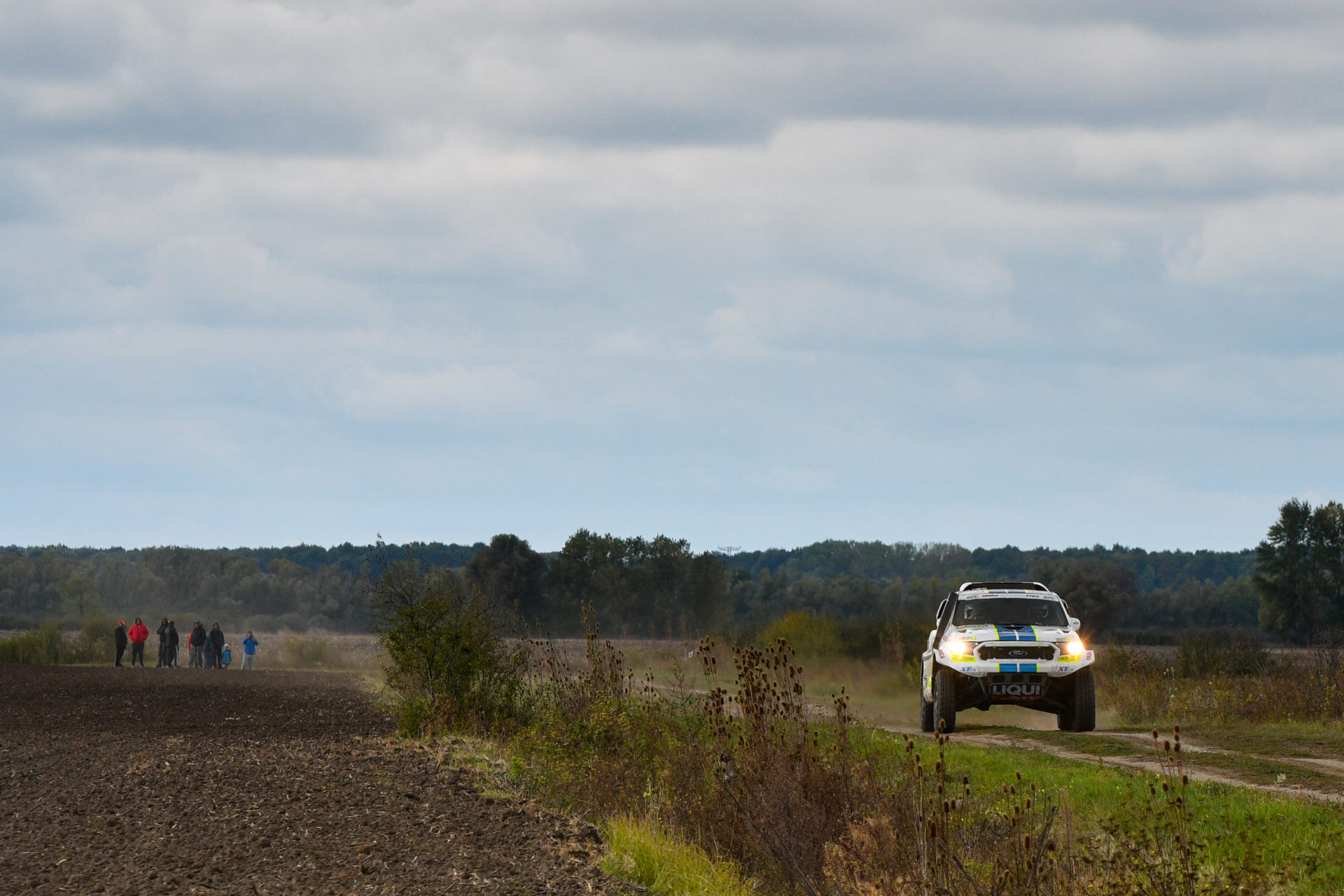 7 válců na pódium nestačí 7 válců na pódium nestačí