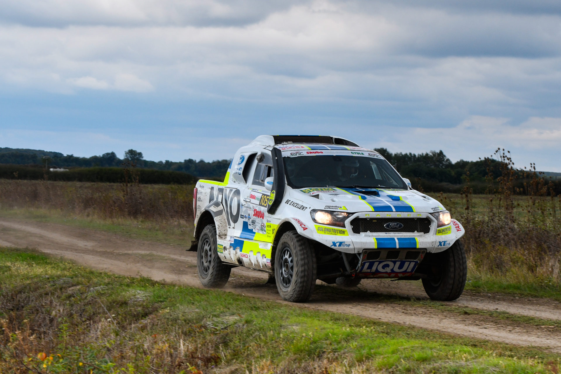 7 válců na pódium nestačí 7 válců na pódium nestačí