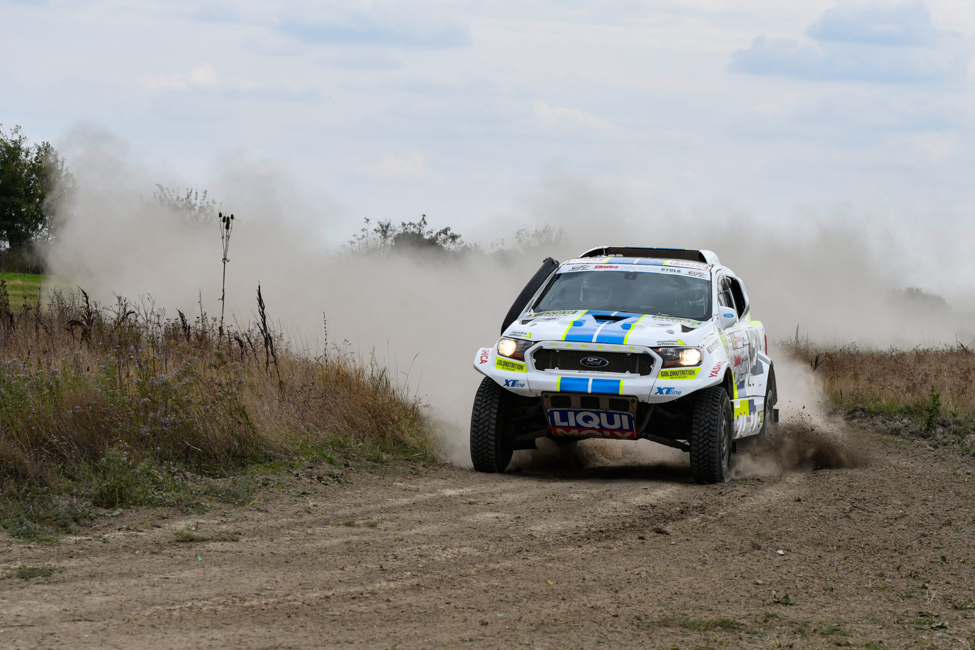 7 válců na pódium nestačí 7 válců na pódium nestačí