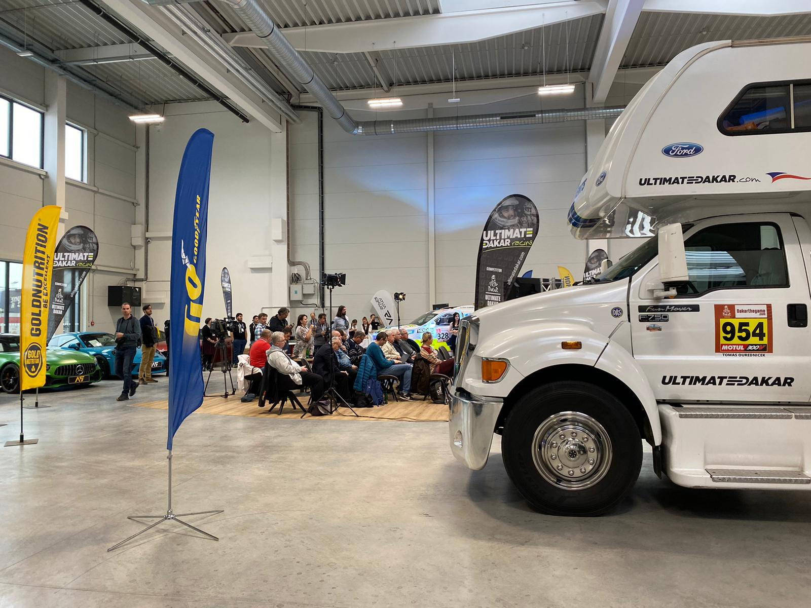 191202 - Nová dakarská výzva pro Ouředníčka s Křípalem 191202 - Nová dakarská výzva pro Ouředníčka s Křípalem