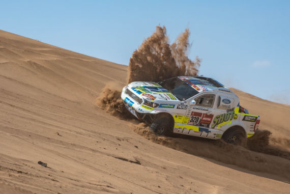 Obrázek galerie Pátá etapa Rallye Dakar: Ruská ruleta s benzínem přinesla postup do nejlepší pětadvacítky aut