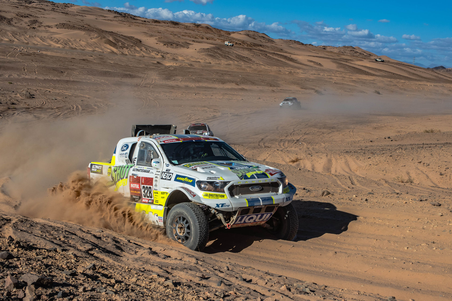 Ford Tomáše Ouředníčka při druhé etapě málem shořel Ford Tomáše Ouředníčka při druhé etapě málem shořel