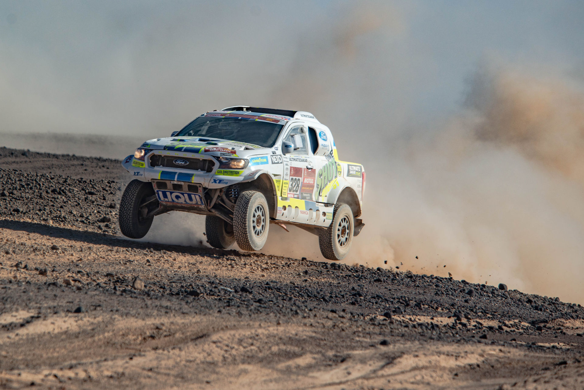 Čtvrtá etapa Rallye Dakar: Ouředníček s Křípalem přes kameny doskákali pro 25. místo Čtvrtá etapa Rallye Dakar: Ouředníček s Křípalem přes kameny doskákali pro 25. místo