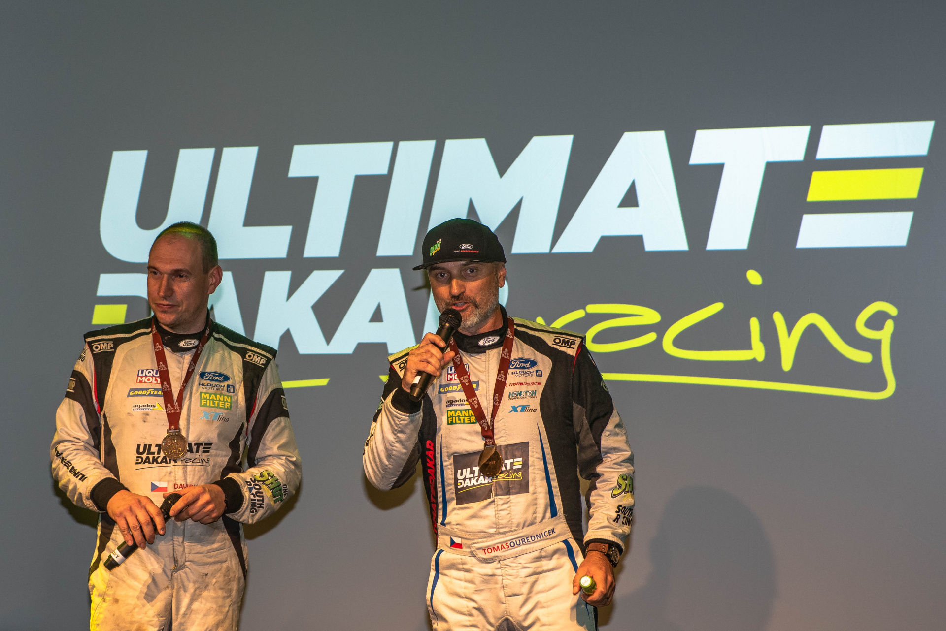 Zaplněný ROXY club plný dakarských emocí