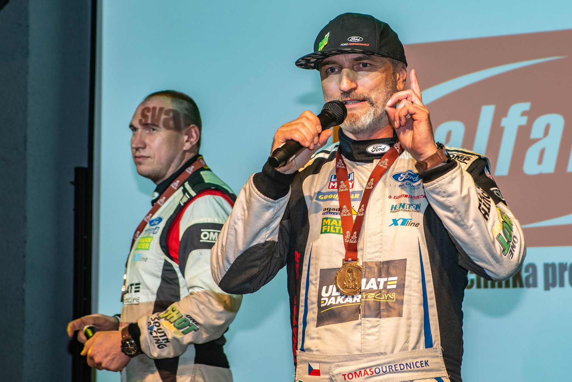 Zaplněný ROXY club plný dakarských emocí