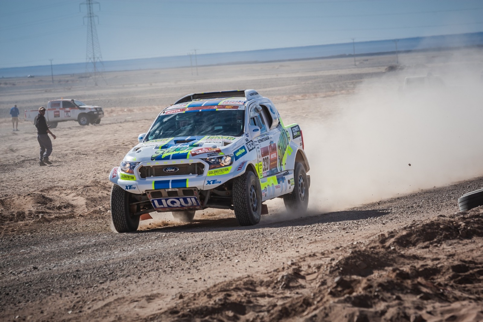 Třetí etapa Rallye Dakar: Posádka Ouředníček – Křípal atakovala nejrychlejší dvacítku aut Třetí etapa Rallye Dakar: Posádka Ouředníček – Křípal atakovala nejrychlejší dvacítku aut