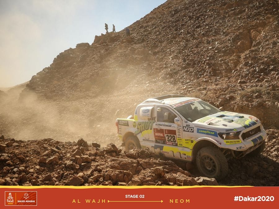 Ford Tomáše Ouředníčka při druhé etapě málem shořel Ford Tomáše Ouředníčka při druhé etapě málem shořel