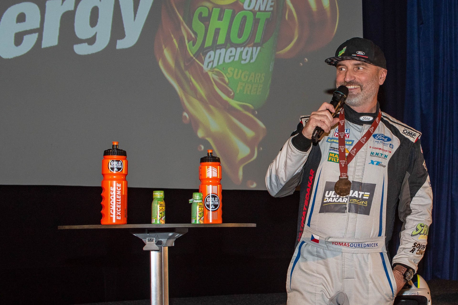 Velké Meziříčí ožilo Dakarem! Proběhla první talk show DAKAR Rychle a zběsile III. Velké Meziříčí ožilo Dakarem! Proběhla první talk show DAKAR Rychle a zběsile III.