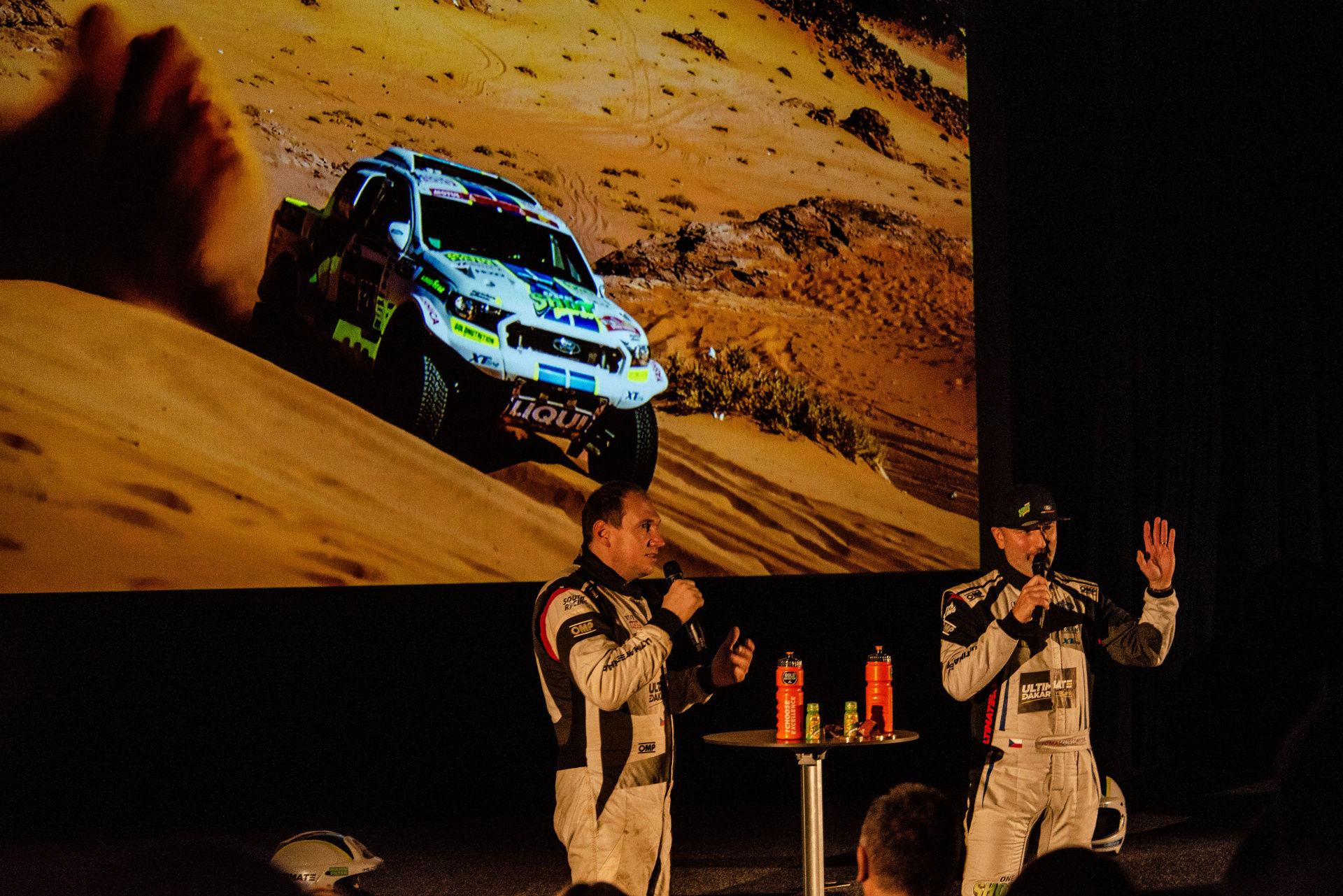 Velké Meziříčí ožilo Dakarem! Proběhla první talk show DAKAR Rychle a zběsile III. Velké Meziříčí ožilo Dakarem! Proběhla první talk show DAKAR Rychle a zběsile III.