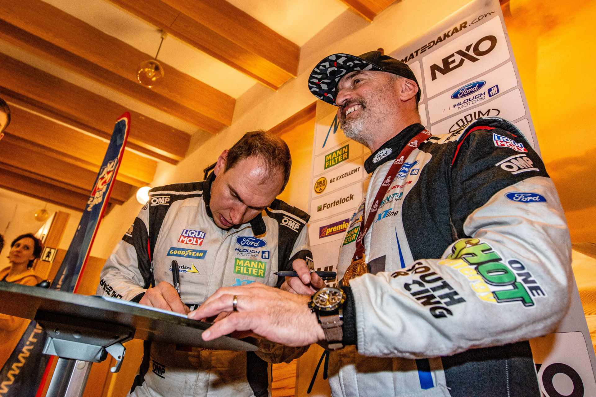 Velké Meziříčí ožilo Dakarem! Proběhla první talk show DAKAR Rychle a zběsile III. Velké Meziříčí ožilo Dakarem! Proběhla první talk show DAKAR Rychle a zběsile III.