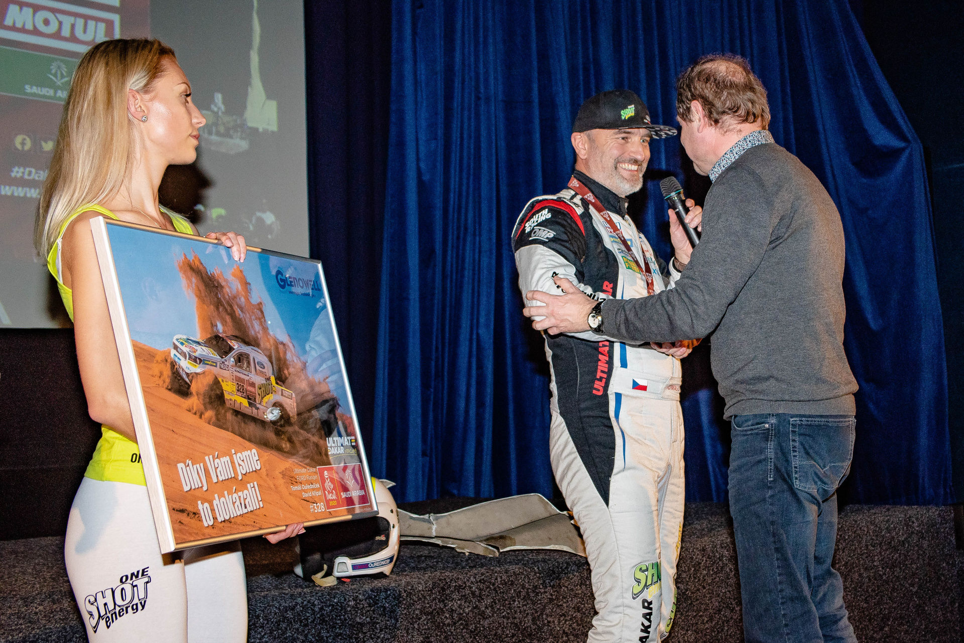 Velké Meziříčí ožilo Dakarem! Proběhla první talk show DAKAR Rychle a zběsile III. Velké Meziříčí ožilo Dakarem! Proběhla první talk show DAKAR Rychle a zběsile III.