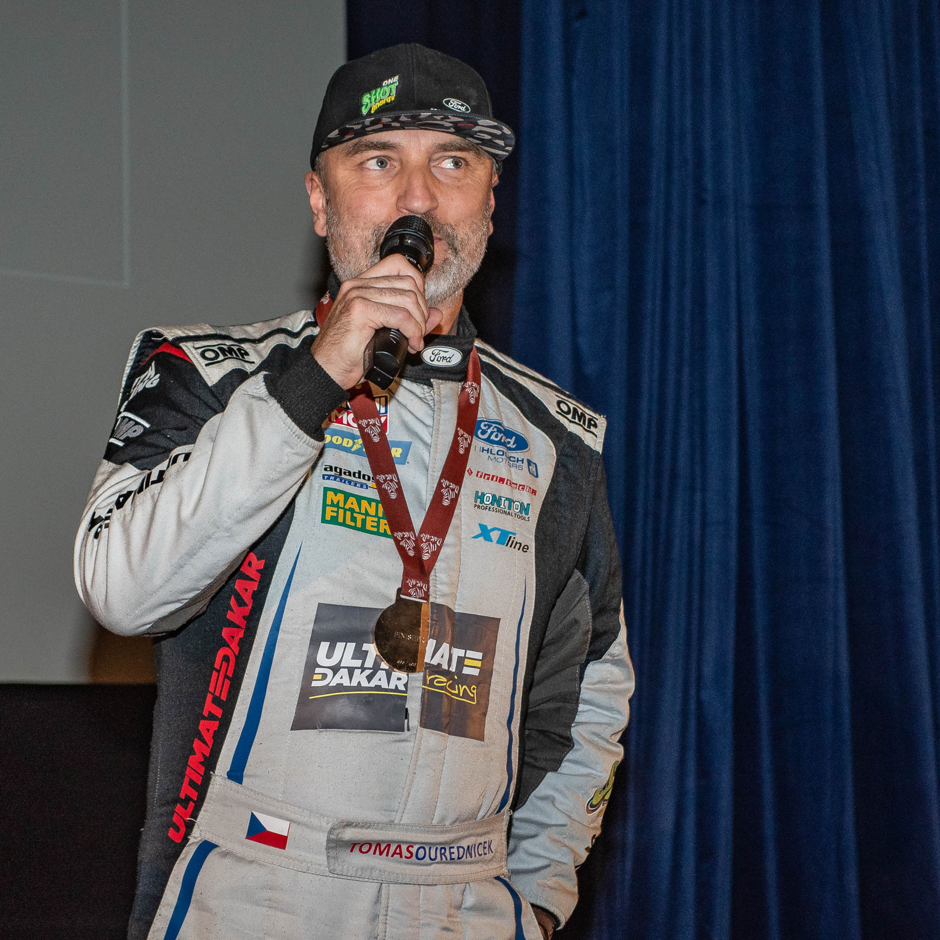 Velké Meziříčí ožilo Dakarem! Proběhla první talk show DAKAR Rychle a zběsile III. Velké Meziříčí ožilo Dakarem! Proběhla první talk show DAKAR Rychle a zběsile III.