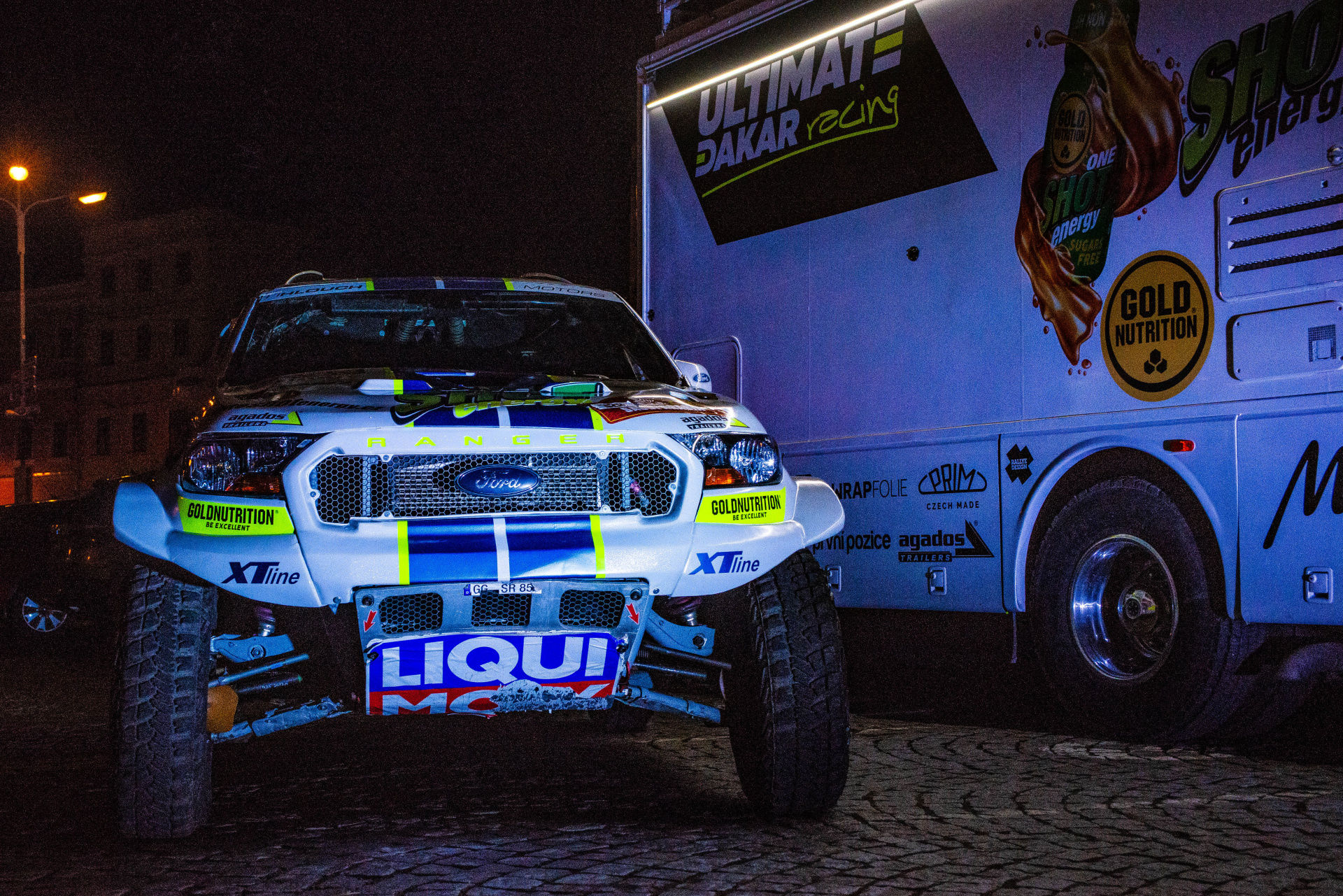 Velké Meziříčí ožilo Dakarem! Proběhla první talk show DAKAR Rychle a zběsile III. Velké Meziříčí ožilo Dakarem! Proběhla první talk show DAKAR Rychle a zběsile III.