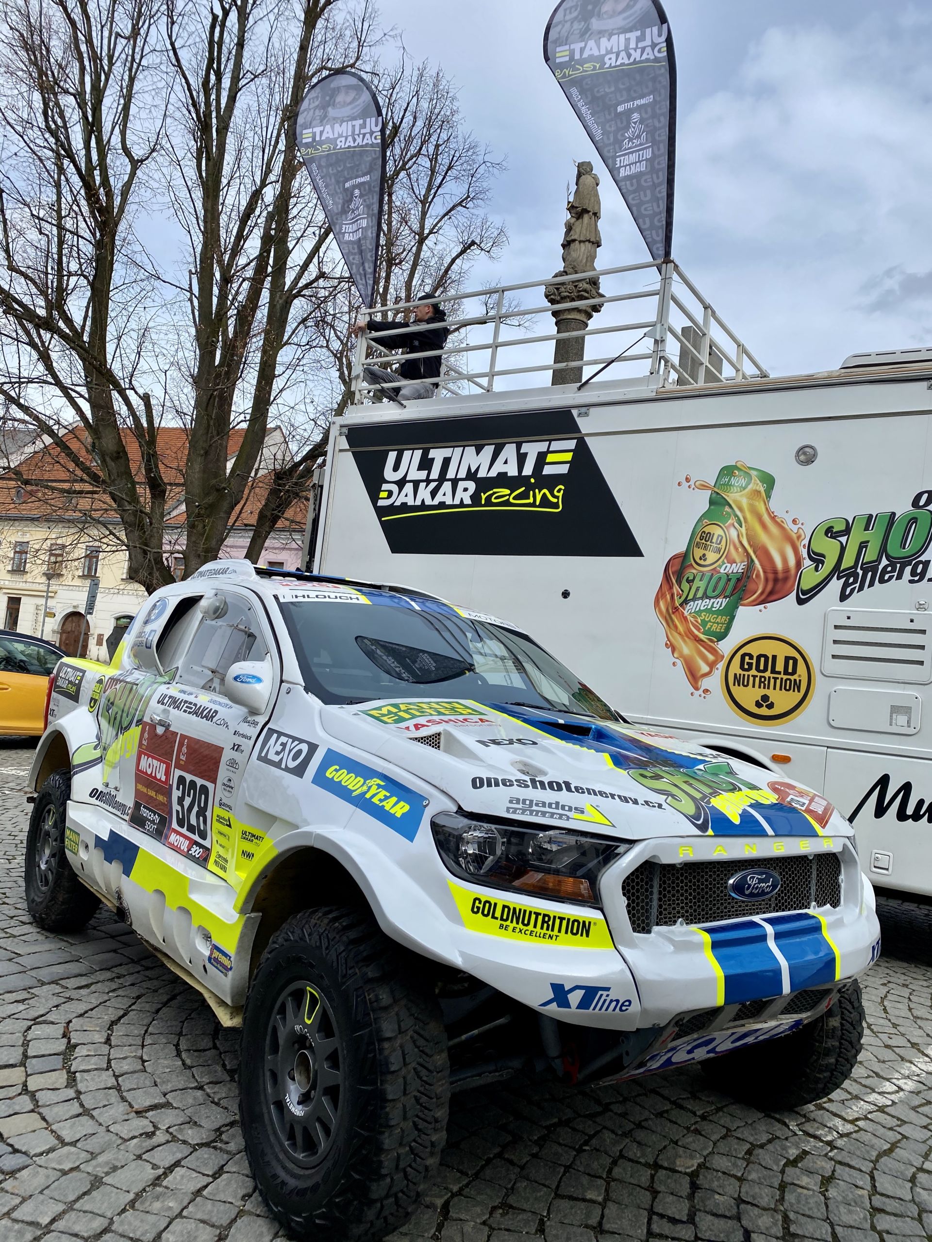 Velké Meziříčí ožilo Dakarem! Proběhla první talk show DAKAR Rychle a zběsile III. Velké Meziříčí ožilo Dakarem! Proběhla první talk show DAKAR Rychle a zběsile III.