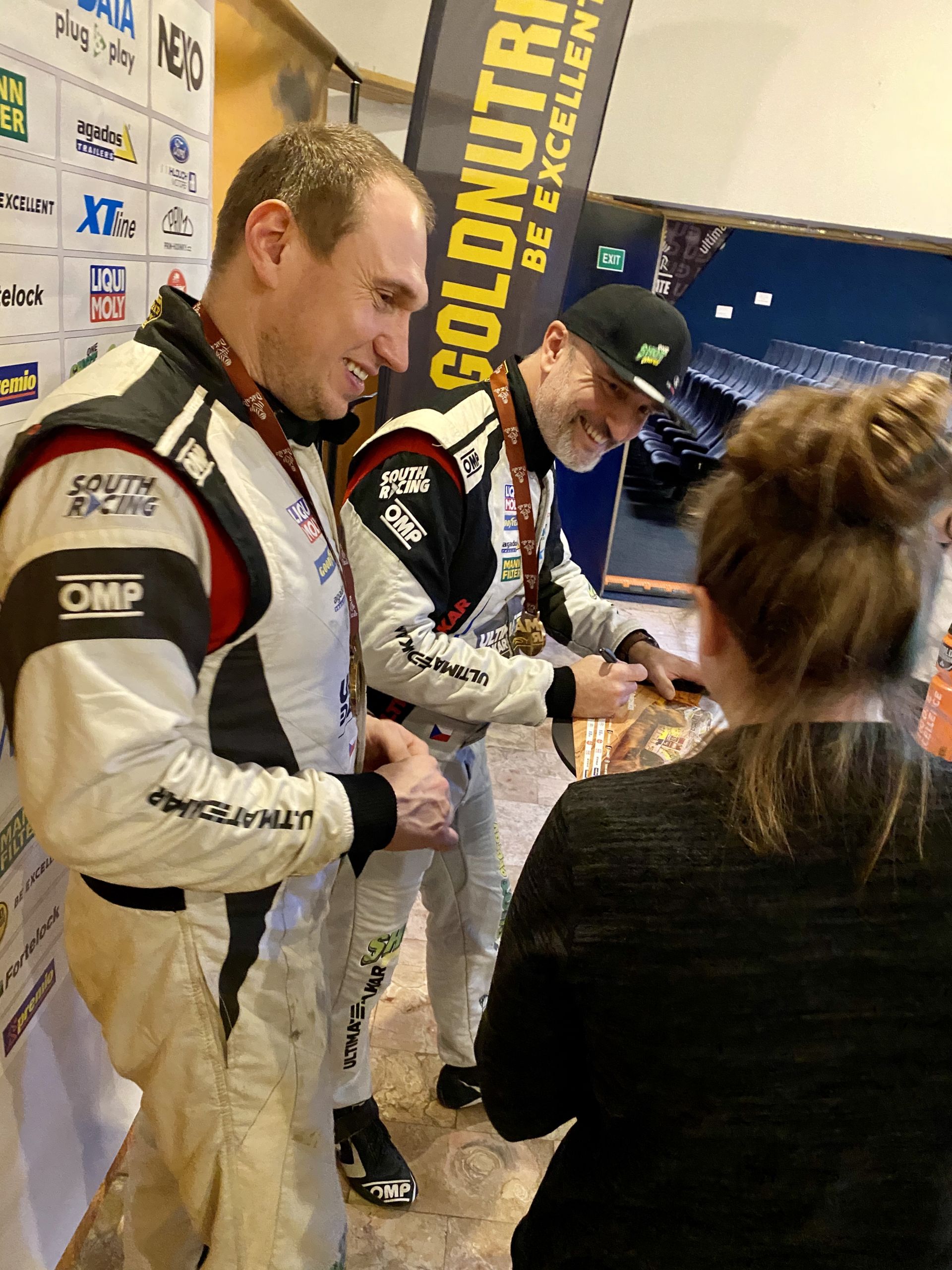 Velké Meziříčí ožilo Dakarem! Proběhla první talk show DAKAR Rychle a zběsile III. Velké Meziříčí ožilo Dakarem! Proběhla první talk show DAKAR Rychle a zběsile III.