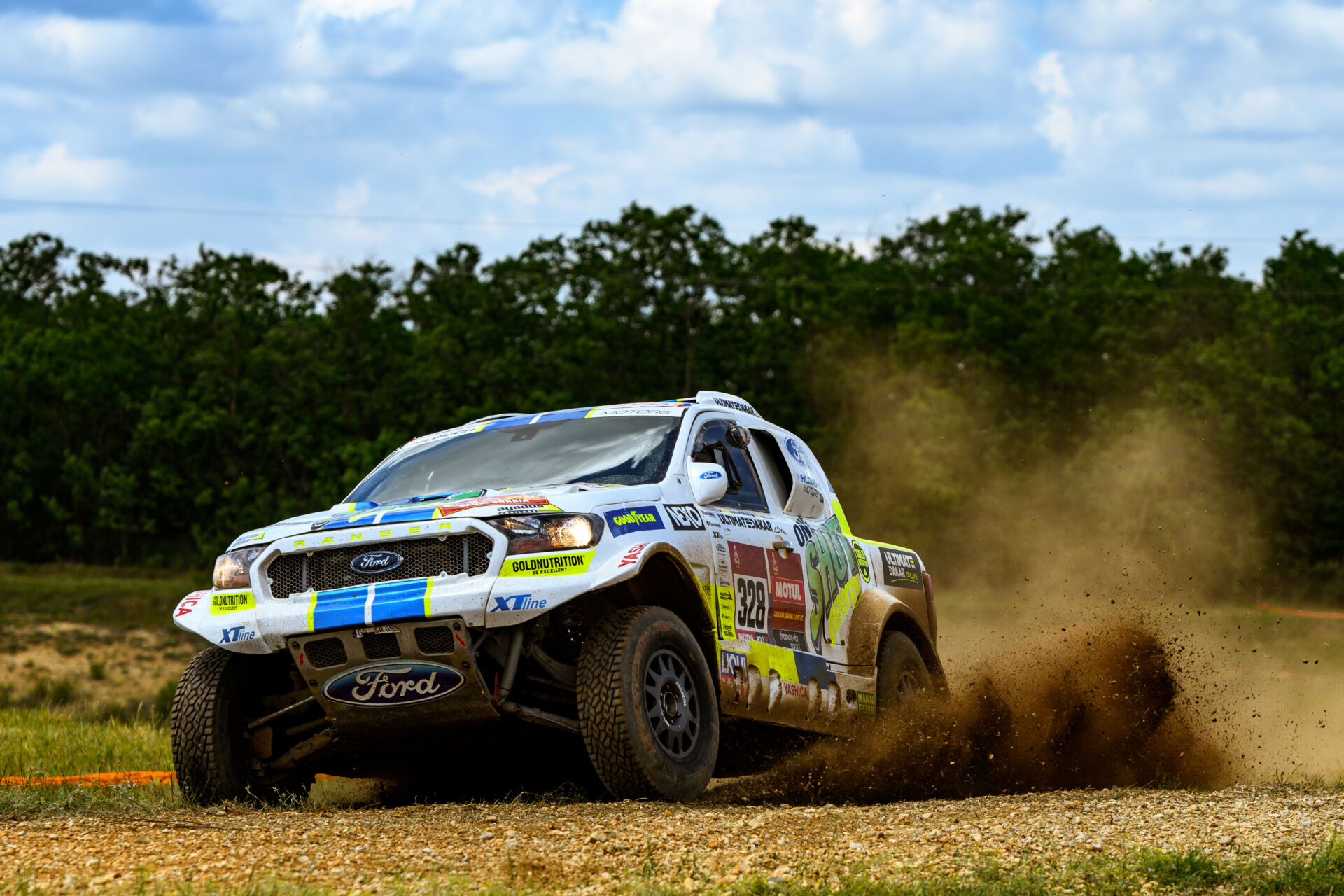 Otevřené hranice využil tým ULTIMATE DAKAR k testování v Maďarsku Otevřené hranice využil tým ULTIMATE DAKAR k testování v Maďarsku