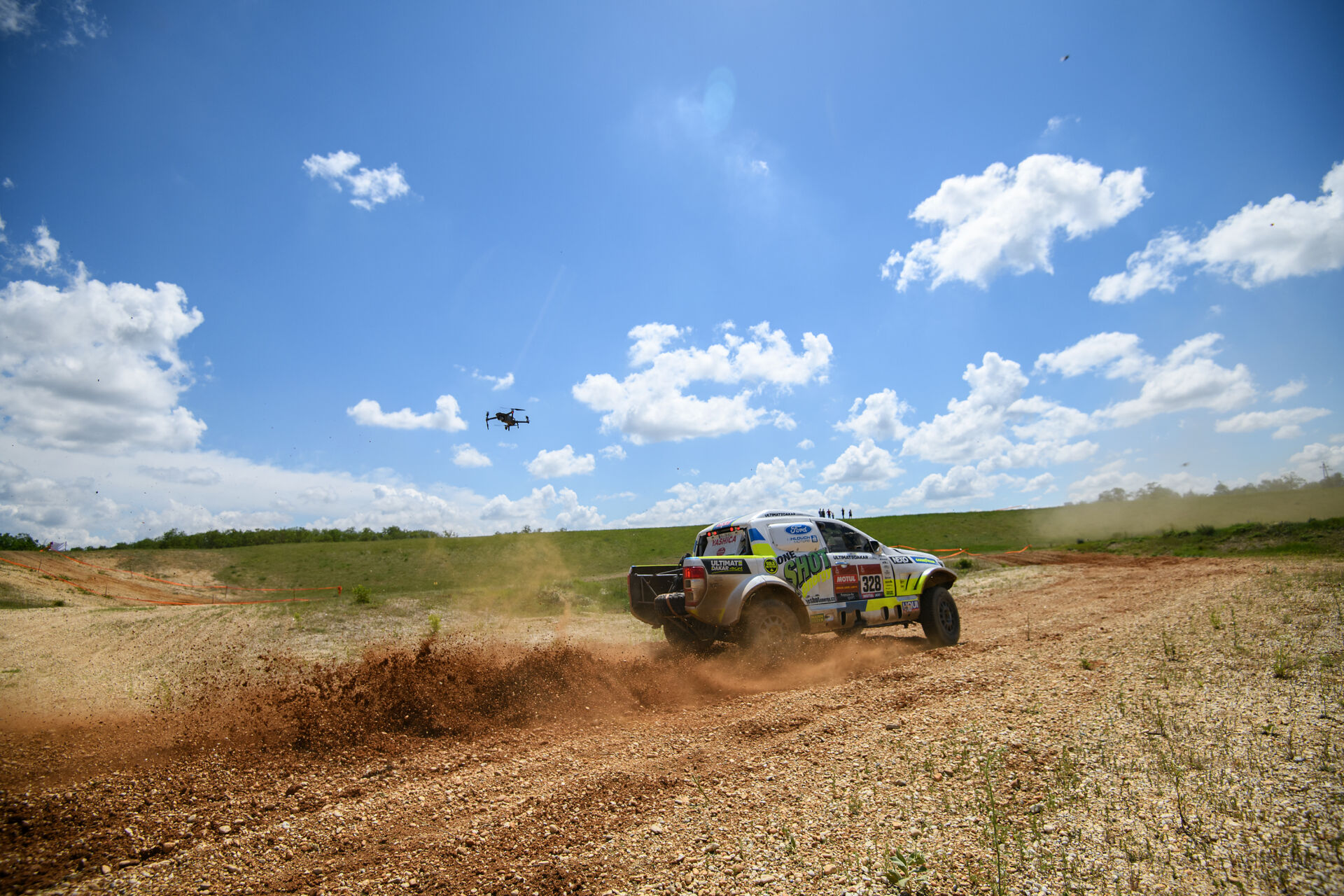 Otevřené hranice využil tým ULTIMATE DAKAR k testování v Maďarsku Otevřené hranice využil tým ULTIMATE DAKAR k testování v Maďarsku