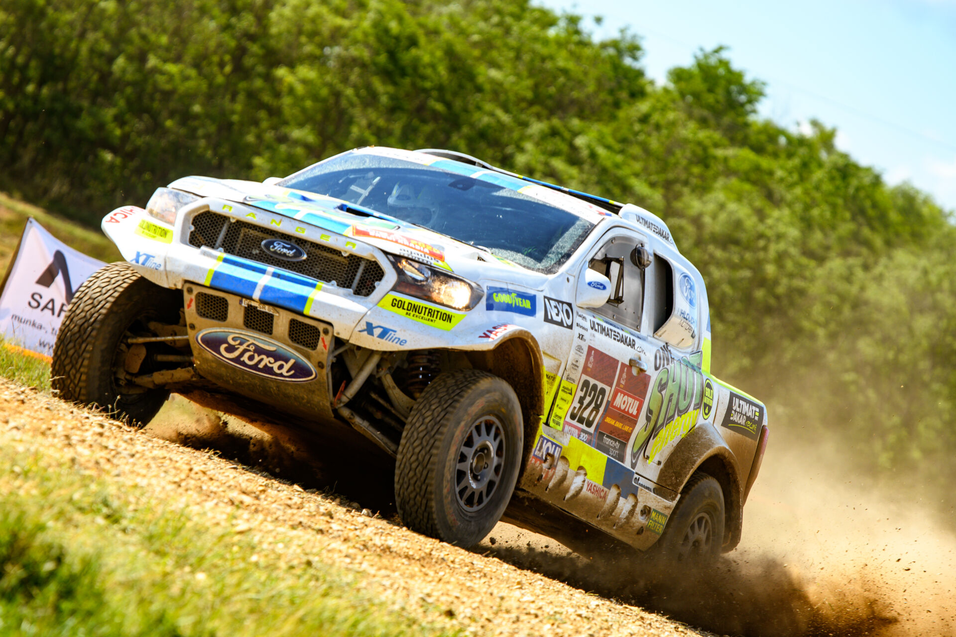 Otevřené hranice využil tým ULTIMATE DAKAR k testování v Maďarsku Otevřené hranice využil tým ULTIMATE DAKAR k testování v Maďarsku