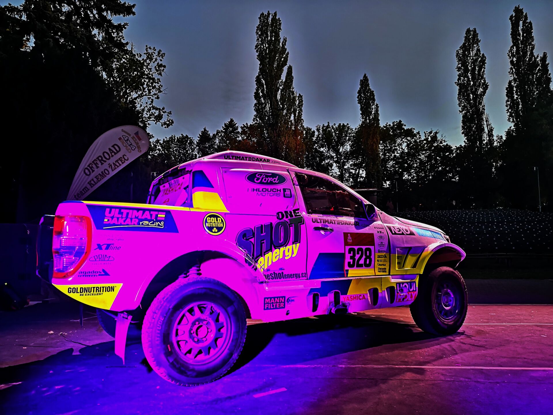 Dakarská show v Žatci a Tuning Motor párty ve Vyškově Dakarská show v Žatci a Tuning Motor párty ve Vyškově