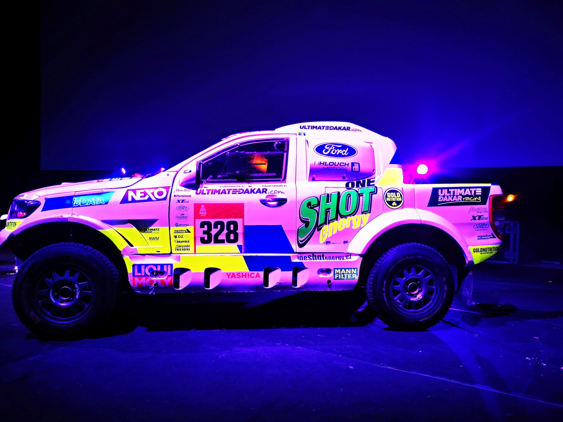 Dakarská show v Žatci a Tuning Motor párty ve Vyškově Dakarská show v Žatci a Tuning Motor párty ve Vyškově