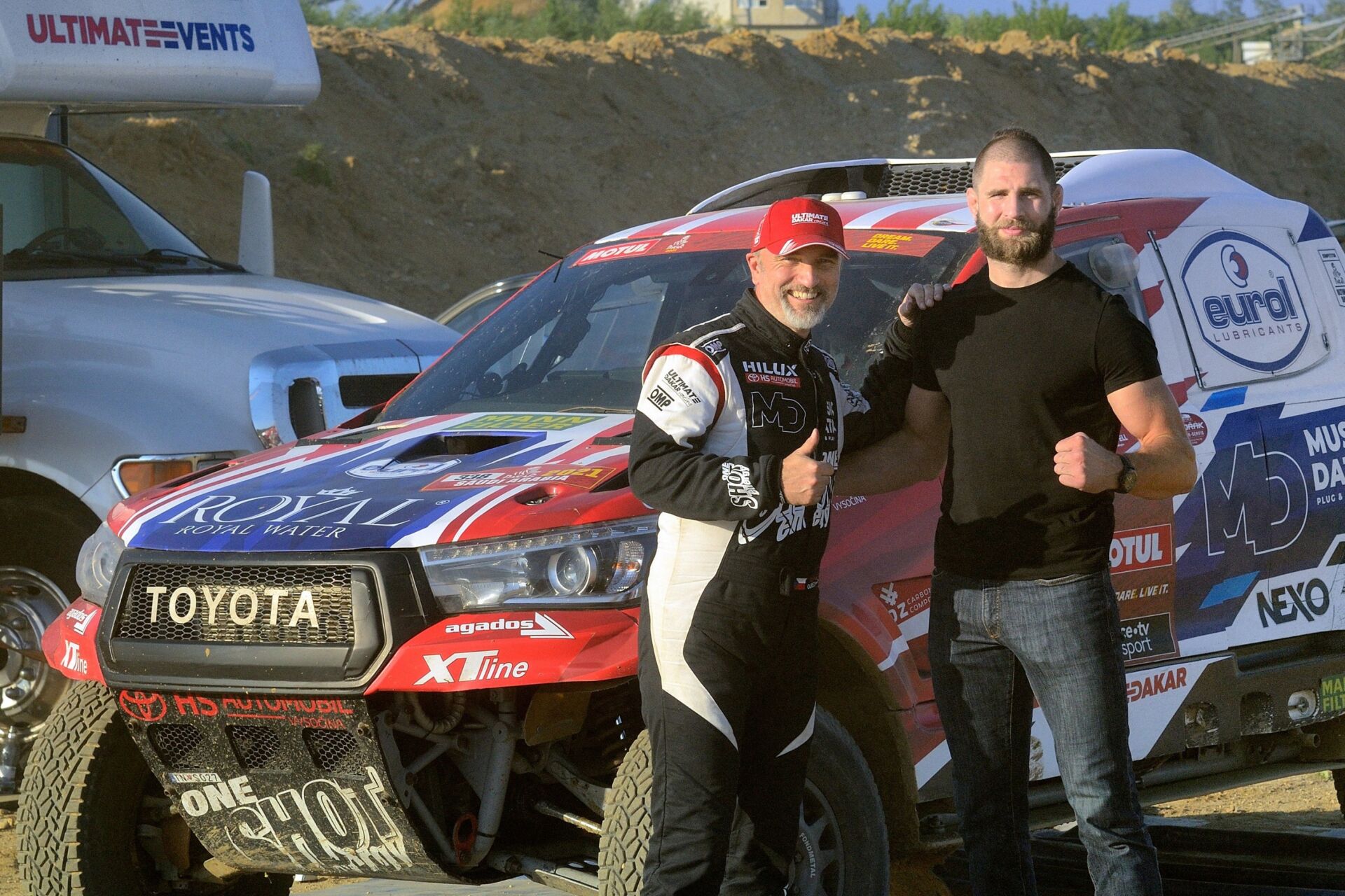 Bojovník MMA s Tomášem Ouředníčkem v jedné kleci