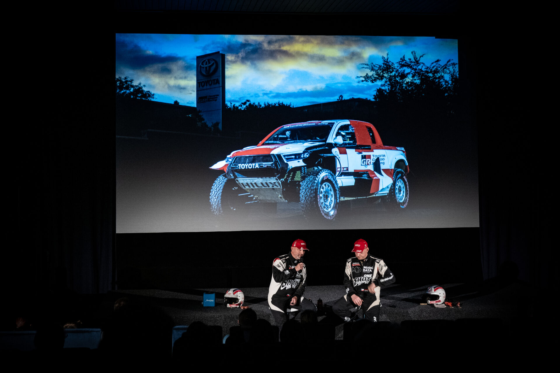 Dakarská beseda 04/23 Velké Meziříčí Dakarská beseda 04/23 Velké Meziříčí