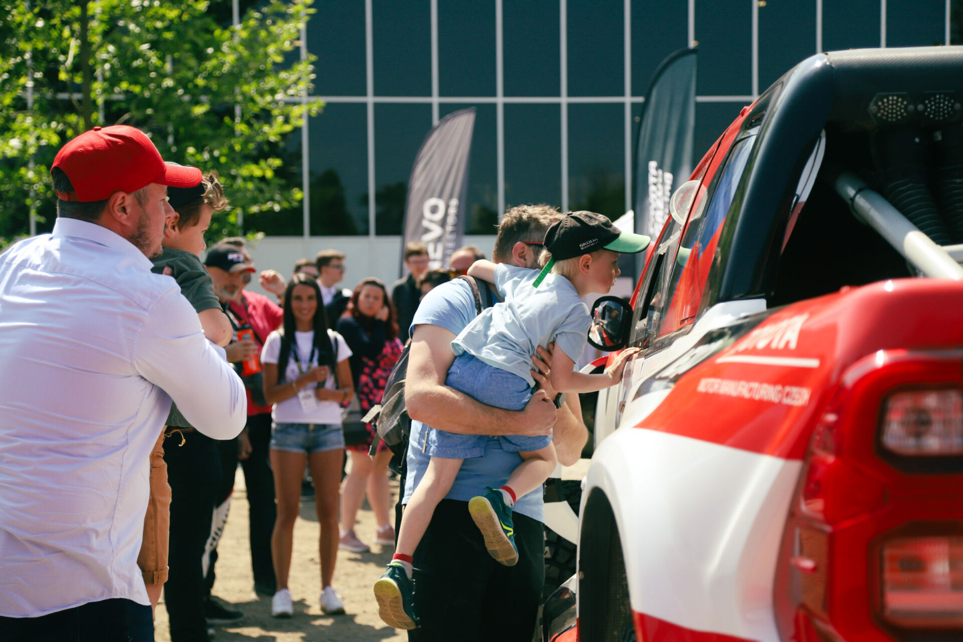 Oficiální představení TGR a Hiluxu T1+  Oficiální představení TGR a Hiluxu T1+