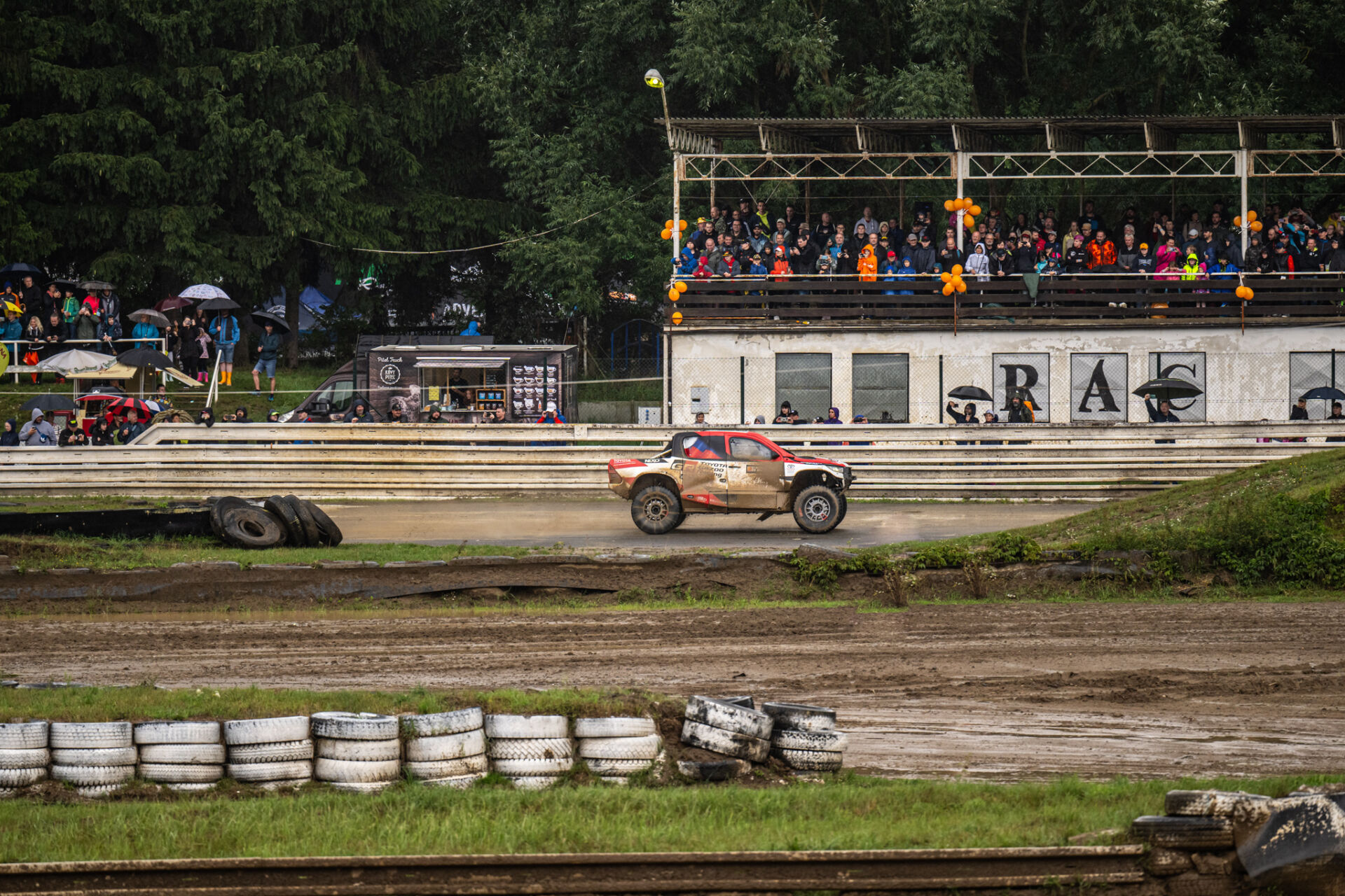 Posedlí Dakarem 2023 Posedlí Dakarem 2023