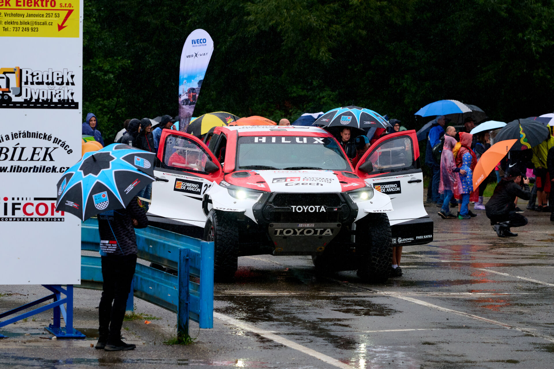 Posedlí Dakarem 2023 Posedlí Dakarem 2023