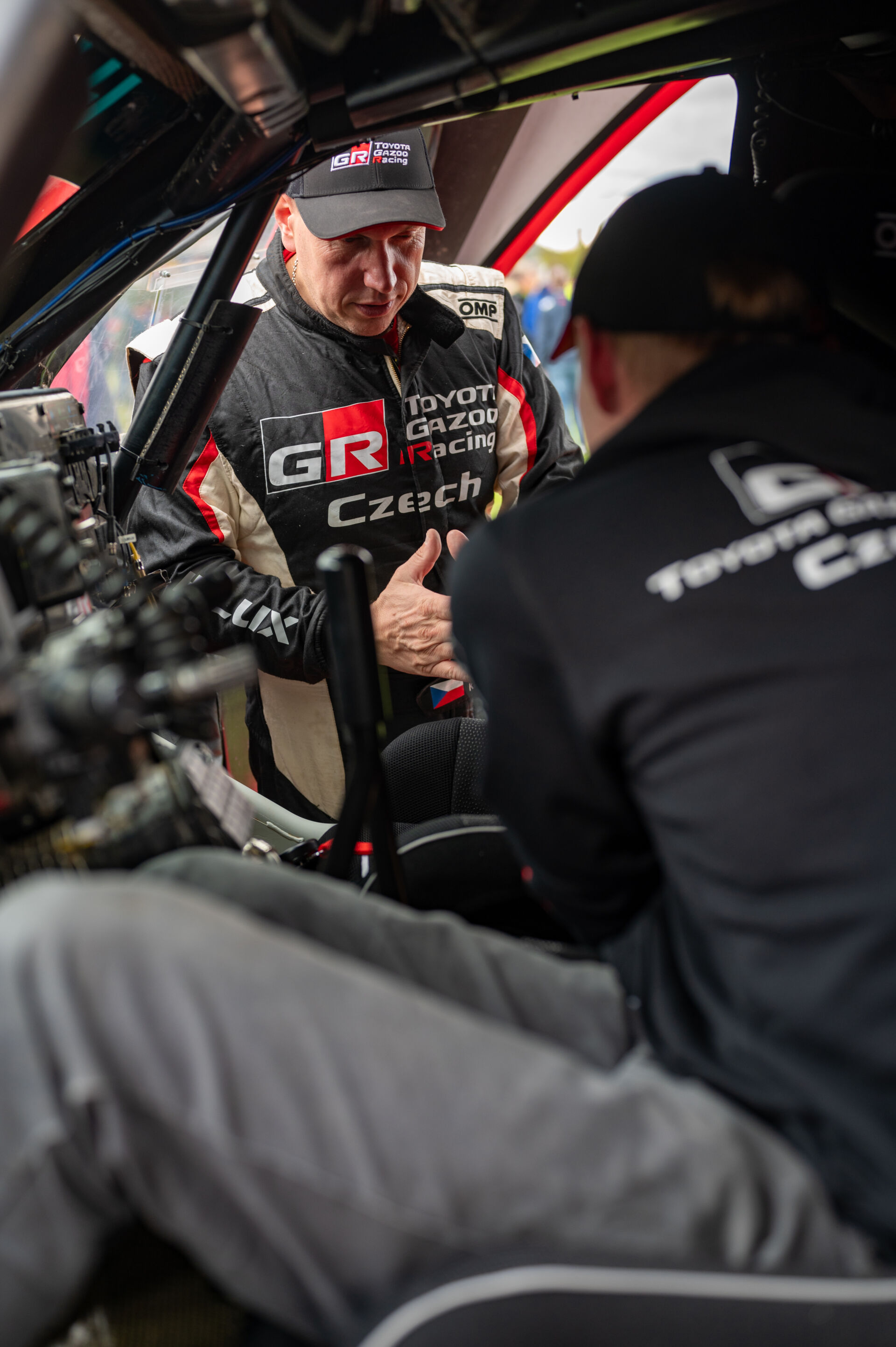 Tým TGR Czech si užil exhibici při WRC a oslavil mistrovský titul Toyoty na Prague Car Festival Tým TGR Czech si užil exhibici při WRC a oslavil mistrovský titul Toyoty na Prague Car Festival