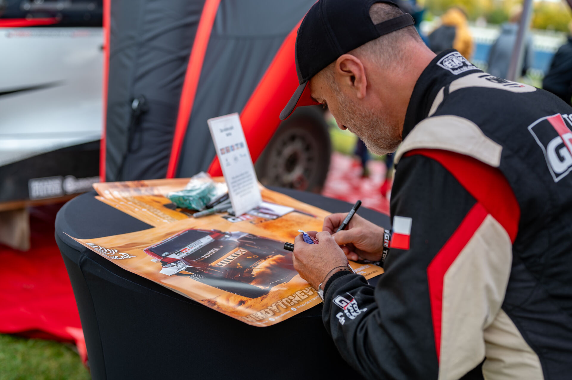 Tým TGR Czech si užil exhibici při WRC a oslavil mistrovský titul Toyoty na Prague Car Festival Tým TGR Czech si užil exhibici při WRC a oslavil mistrovský titul Toyoty na Prague Car Festival