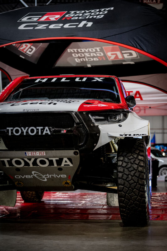 Obrázek galerie Tým TGR Czech si užil exhibici při WRC a oslavil mistrovský titul Toyoty na Prague Car Festival