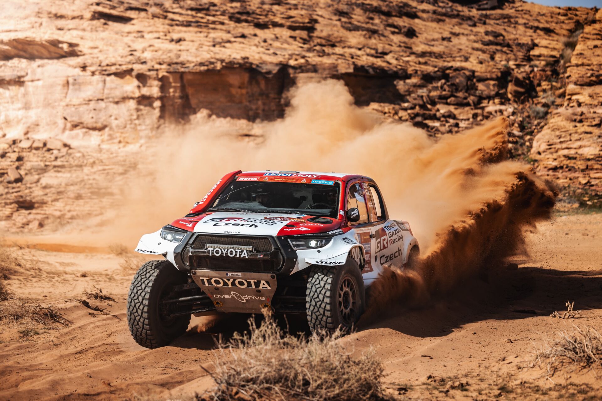 1. etapa Rally Dakar 2024 jako ’mistrovství v předjíždění’ pro Ouředníčka a Křípala 1. etapa Rally Dakar 2024 jako ’mistrovství v předjíždění’ pro Ouředníčka a Křípala