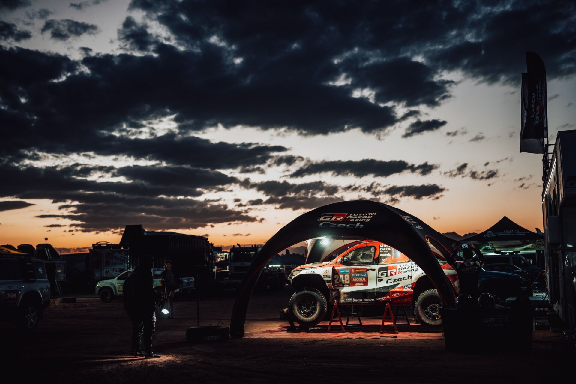 Prima den a skvělé tempo posádky Ouředníček - Křípal Prima den a skvělé tempo posádky Ouředníček - Křípal