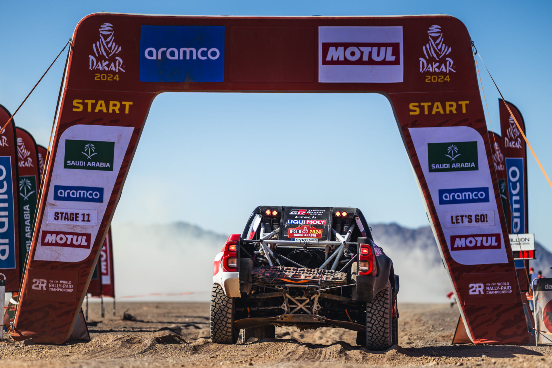 Francouzská posádka narazila do české Toyoty Francouzská posádka narazila do české Toyoty