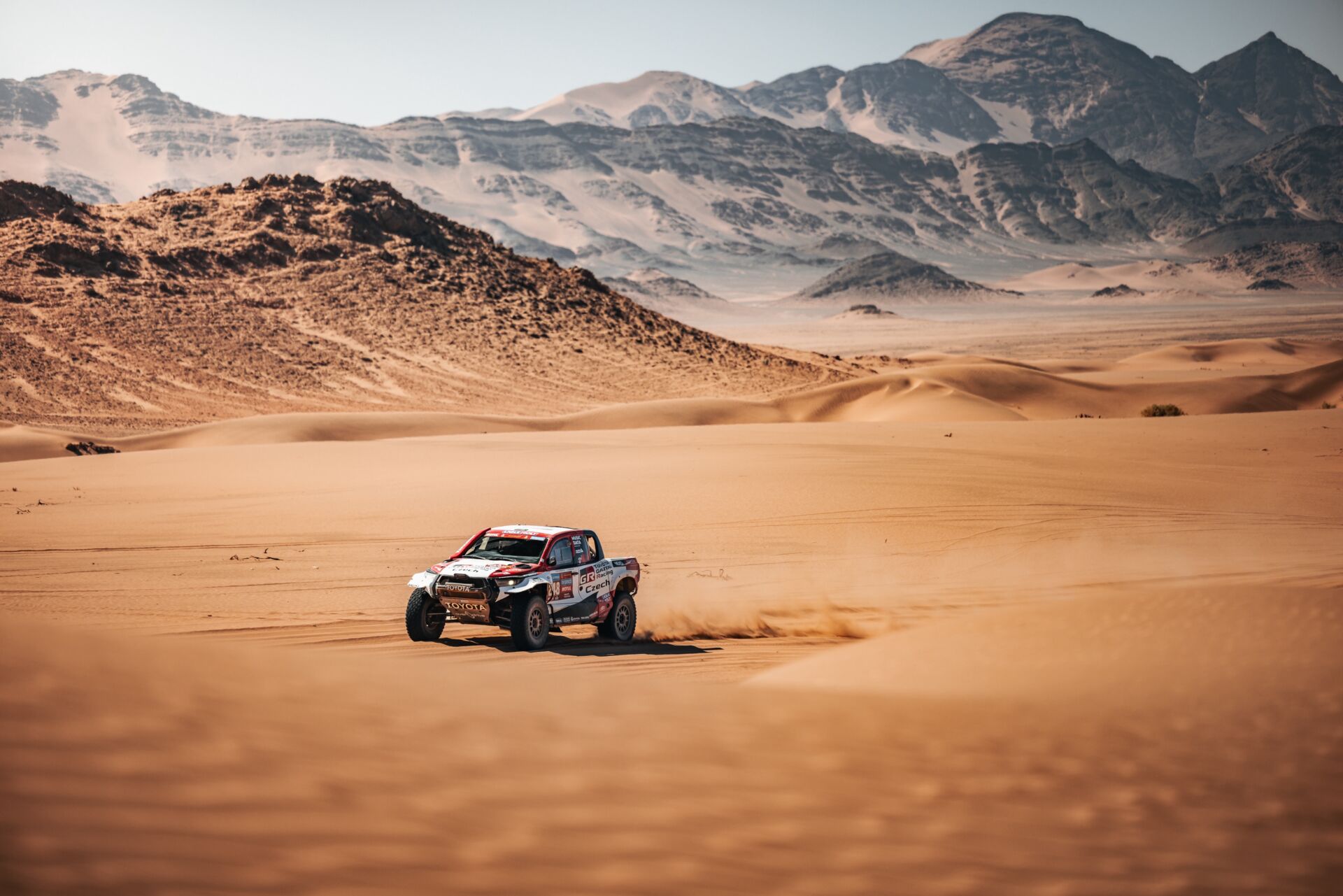 Francouzská posádka narazila do české Toyoty Francouzská posádka narazila do české Toyoty