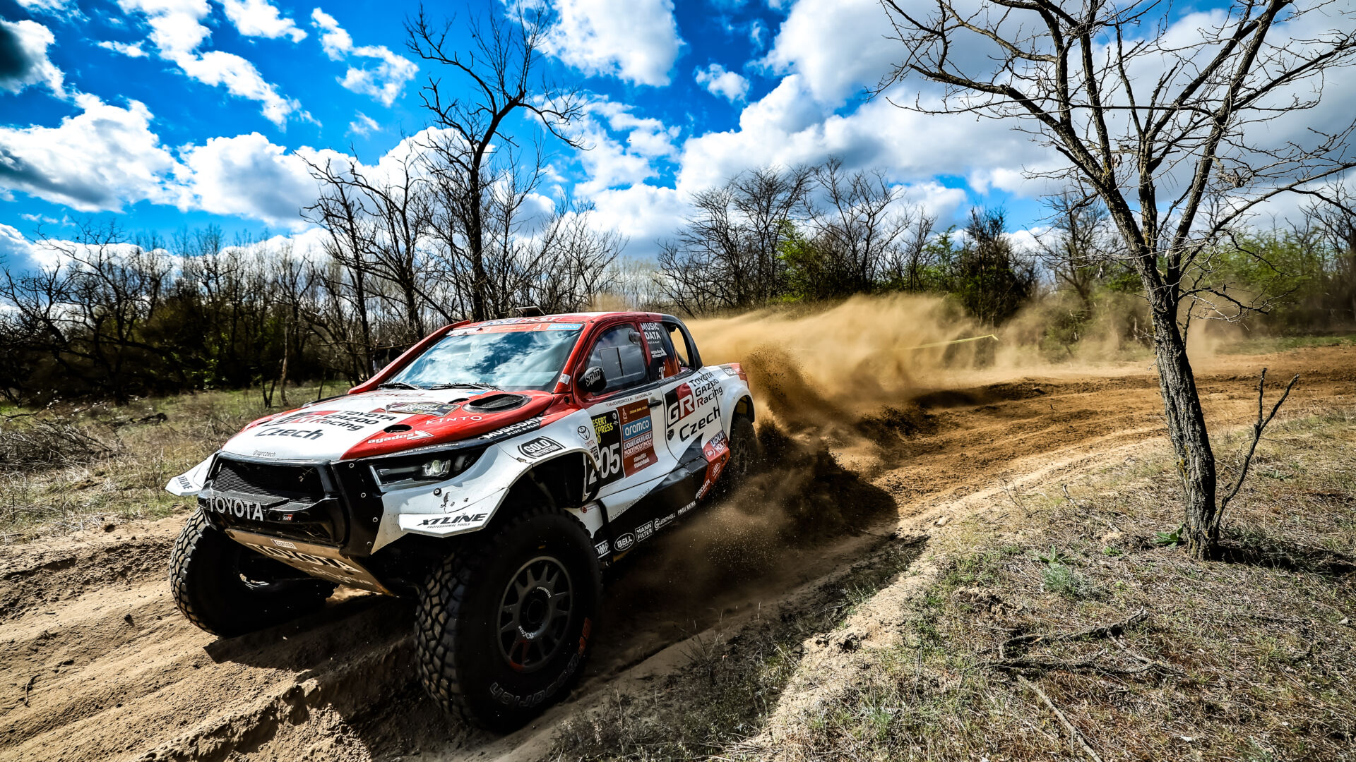 Z Dakaru rovnou do maďarské pouště pro stříbro