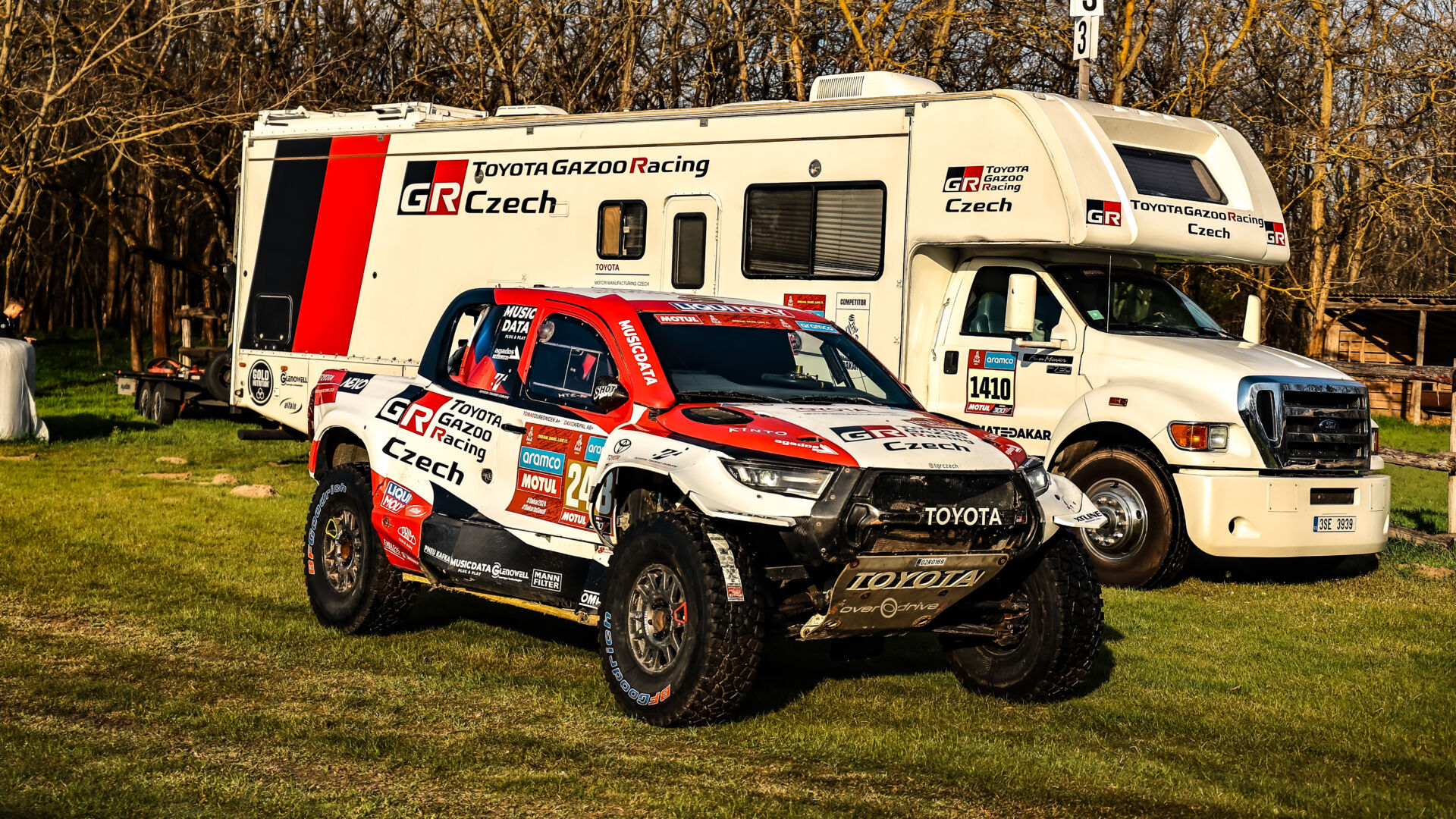 Z Dakaru rovnou do maďarské pouště pro stříbro