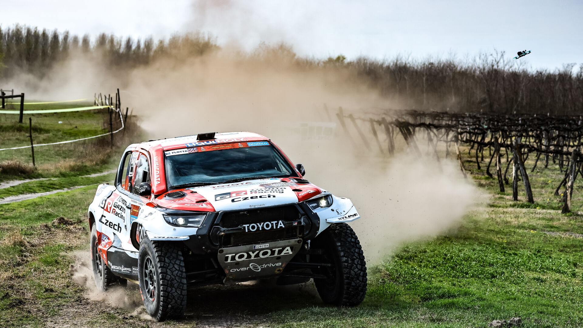 Z Dakaru rovnou do maďarské pouště pro stříbro