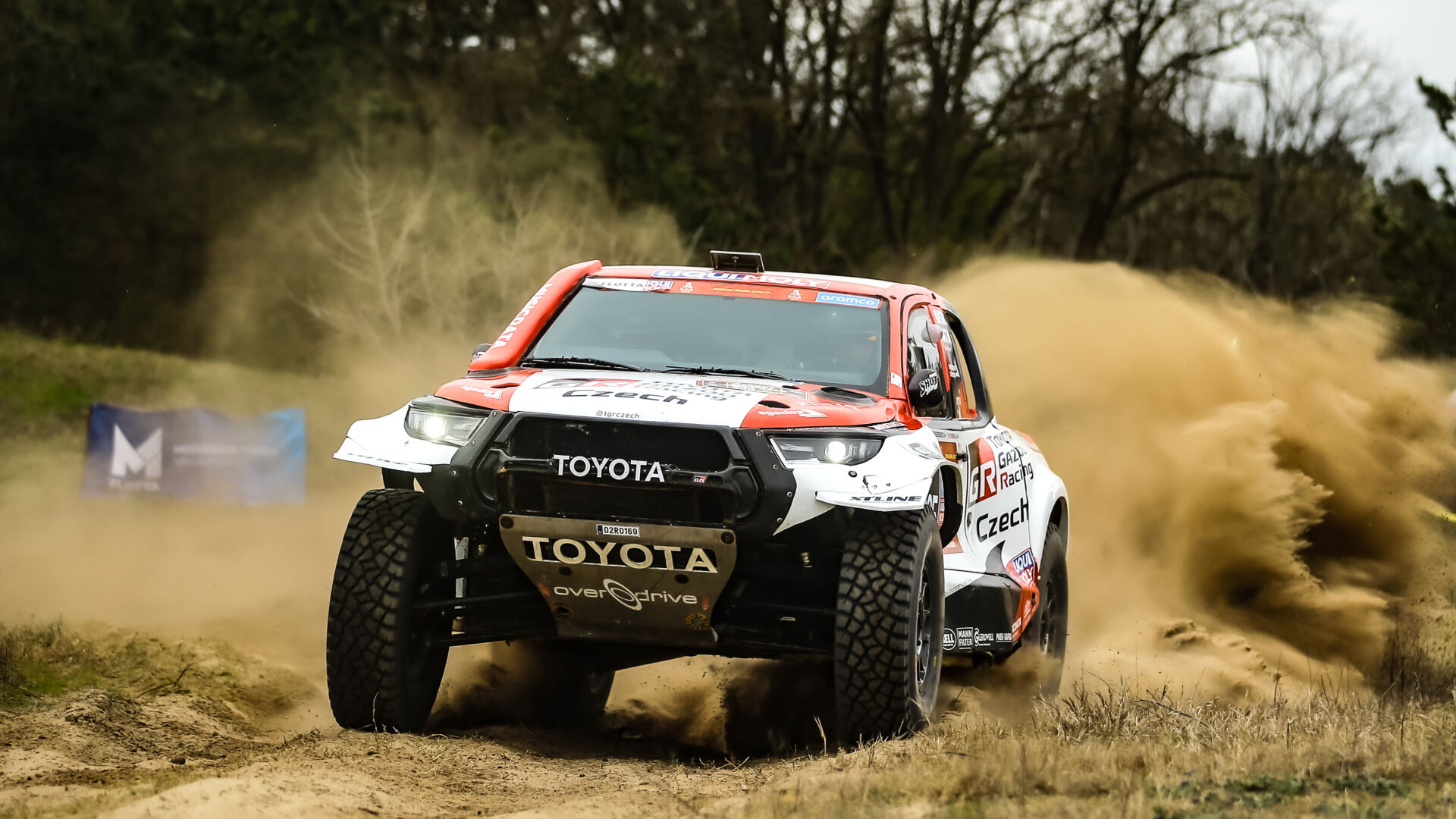 Z Dakaru rovnou do maďarské pouště pro stříbro