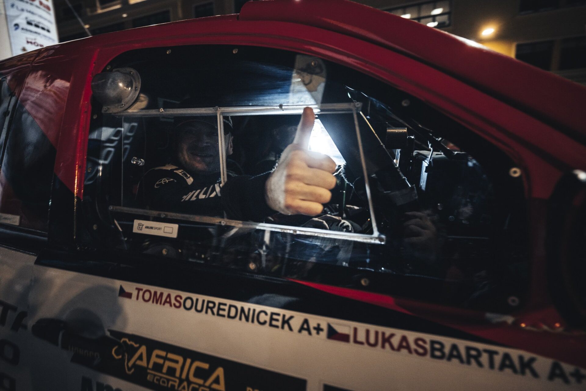 Africa Eco Race 2025: Slavnostní start v Monaku Africa Eco Race 2025: Slavnostní start v Monaku