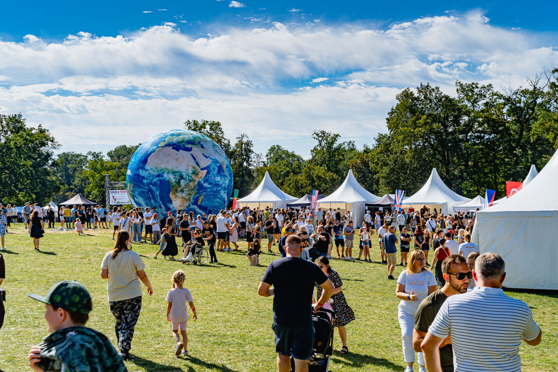 Pístovské mokřady a Zámek Kačina Pístovské mokřady a Zámek Kačina