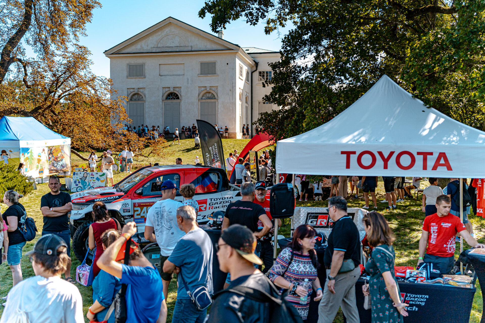Pístovské mokřady a Zámek Kačina Pístovské mokřady a Zámek Kačina